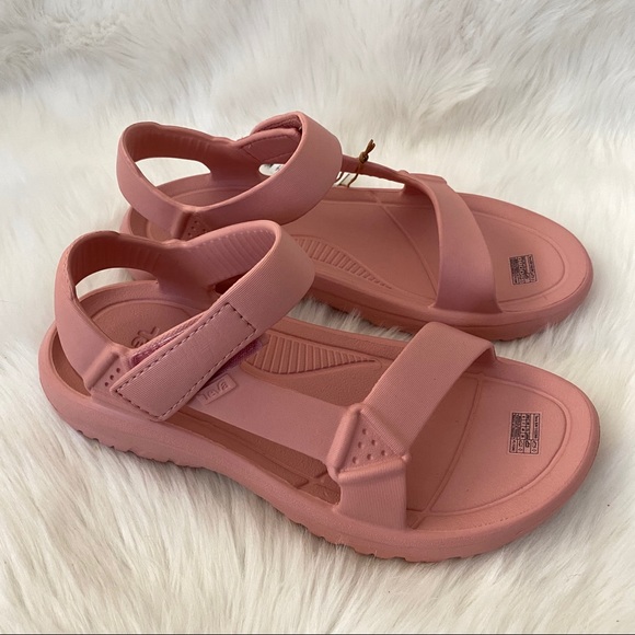 teva rose tan